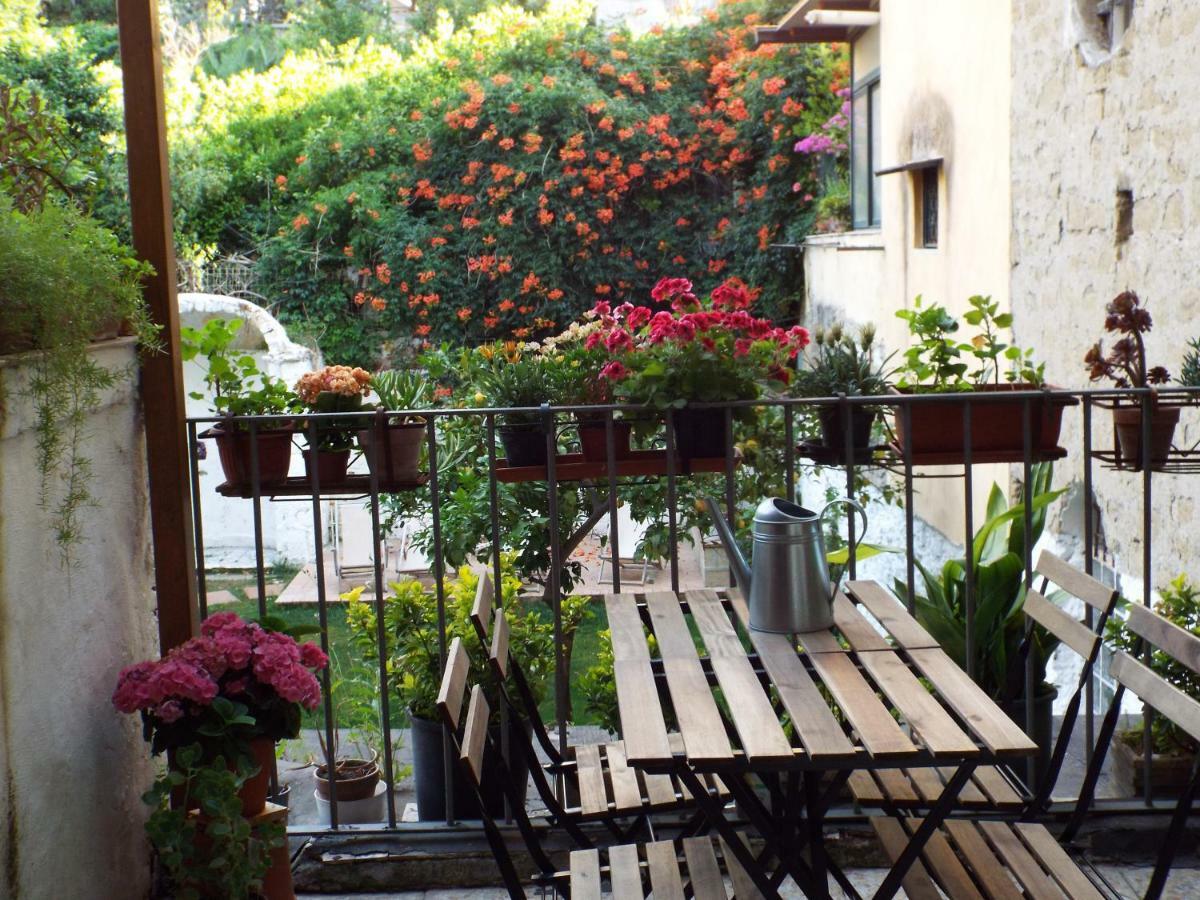 B&B Ingiropernapoli Exterior photo